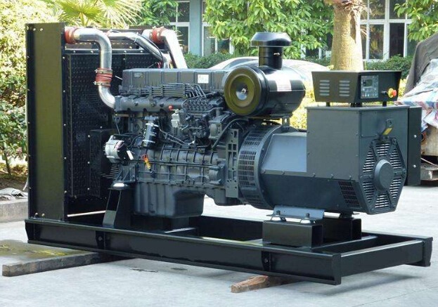 鹰手营子矿全新本田150kw大型柴油发电机组